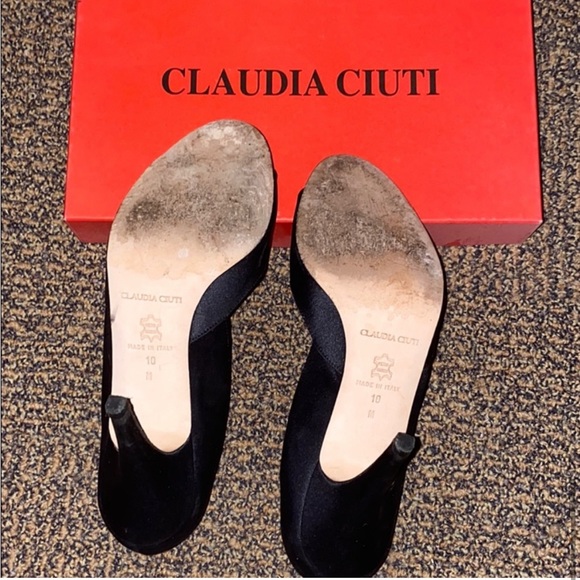 Vintage Claudia Ciuti Heels with square rhinestone - Picture 3 of 7